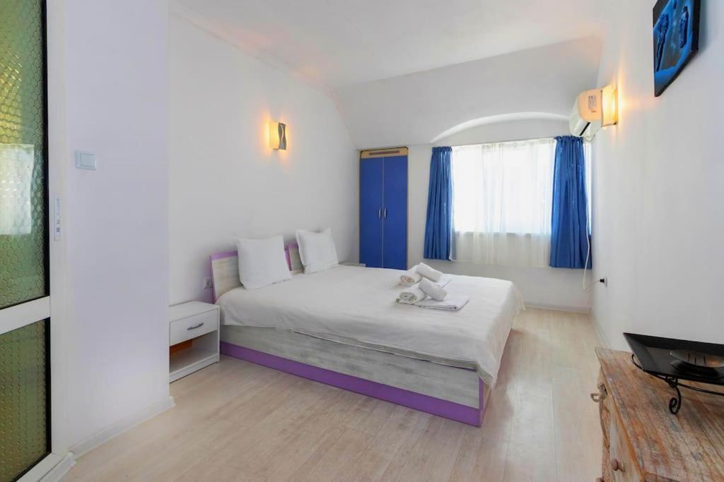 Sunny 2-Bedroom Maisonette Varna & Parking Exteriér fotografie